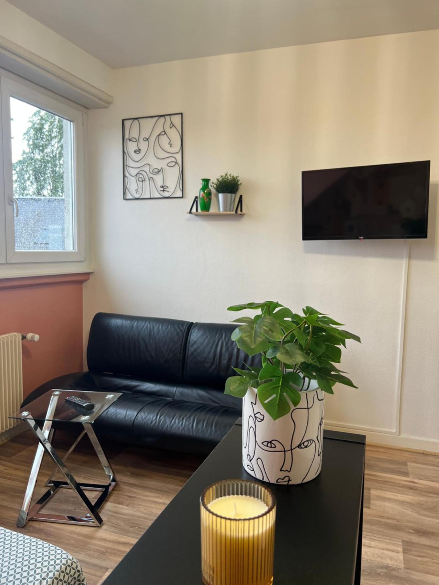 Hyper Centre - - 2min Place Kleber